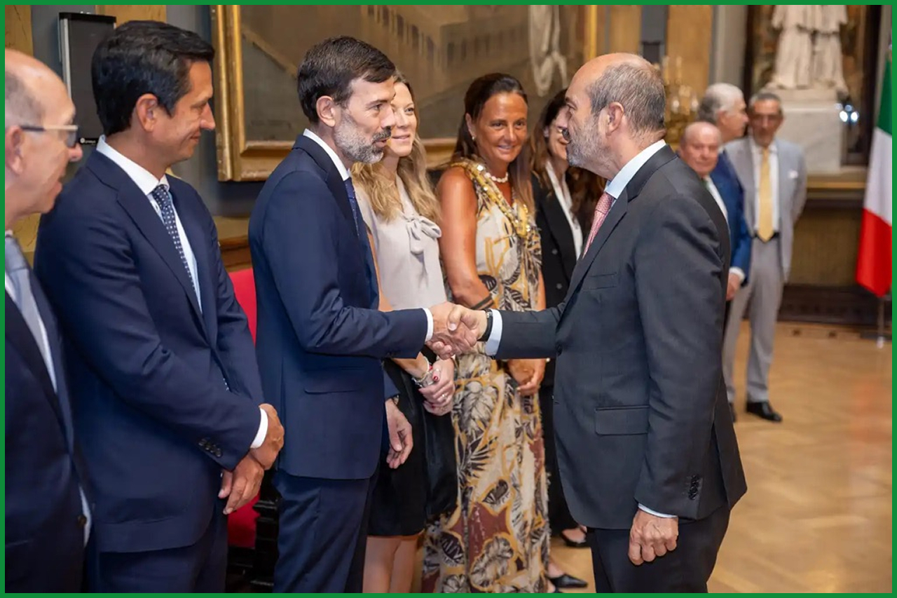 Santiago Carolá representa a Italfarmaco en la recepción de la Cámara de Comercio e Industria Italiana en el Senado
